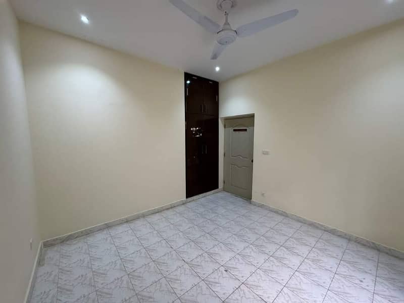 1st Floor Awami Villa 5 In Bahria Town Phase 8 Rawalpindi 2