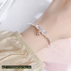 Alloy silver plated bow shape charm kara bracelet