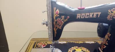 Rocket Original sewing machine just used for 2 months