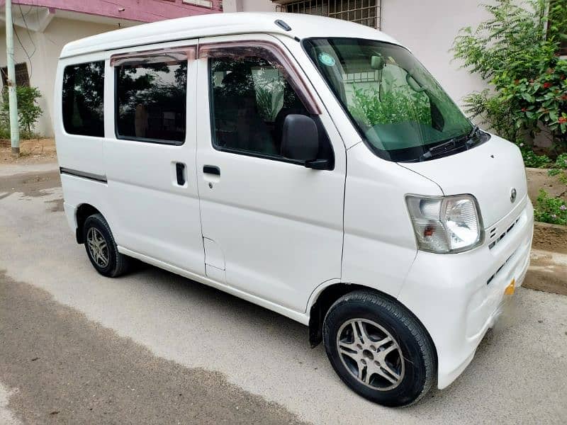 Daihatsu Hijet 2014 1