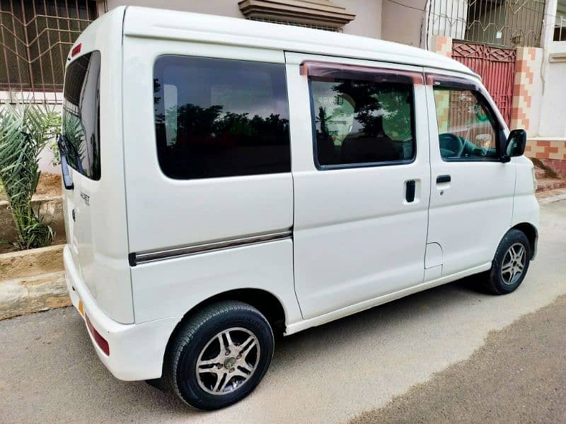 Daihatsu Hijet 2014 4