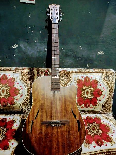 Sqoe Guitar Design Studio Spains Acoustic 3