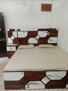 Bed set / double bed / wooden bed with almirah for Sale 0