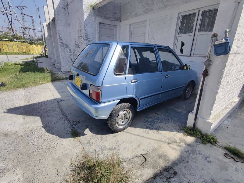 Suzuki Mehran VX 2001 genuine body. 2