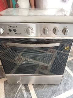 3 burner cooking range for sale in very good condition .