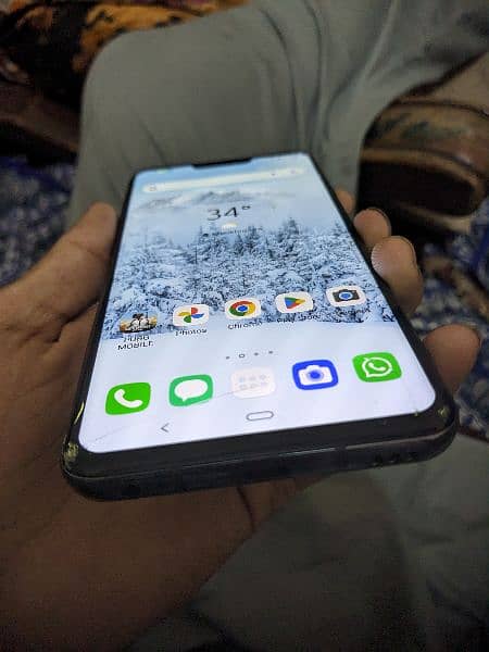 lg g8 thinq 10 by 8 3