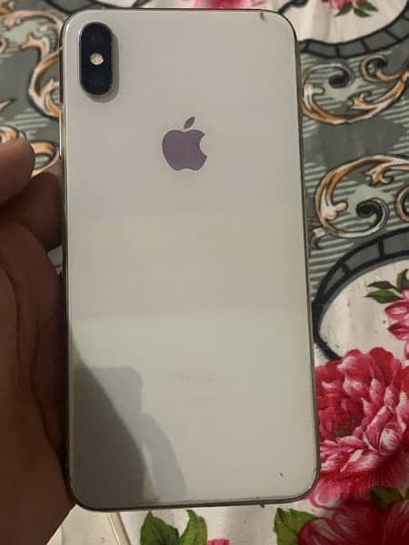 iPhone XS Max 7