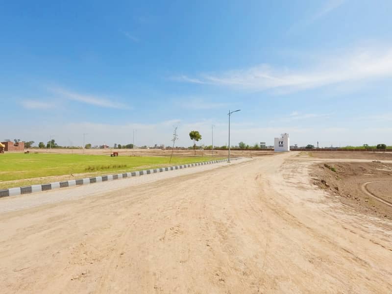 3 MARLA RESIDENTIAL PLOT AVAILABLE ON EASY INSTALLMENTS 35