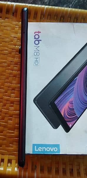 Lenovo Tab M8 4