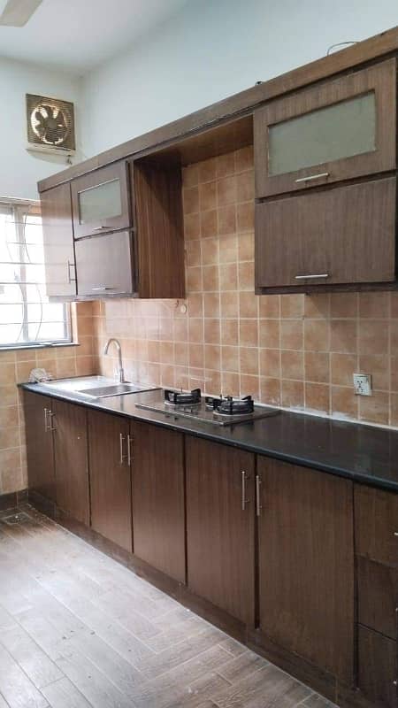 6 Marla House for rent in paragon city 4