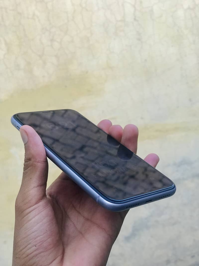 iPhone11 (1month 10days sim time) nonpta 128 gb urgent sale 10/10 2