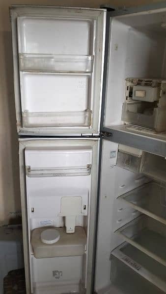 Hitachi refrigerator 10