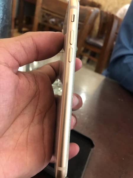 Iphone 8 64gb  non- pta, 10/10 , condition  , battery 77% 2