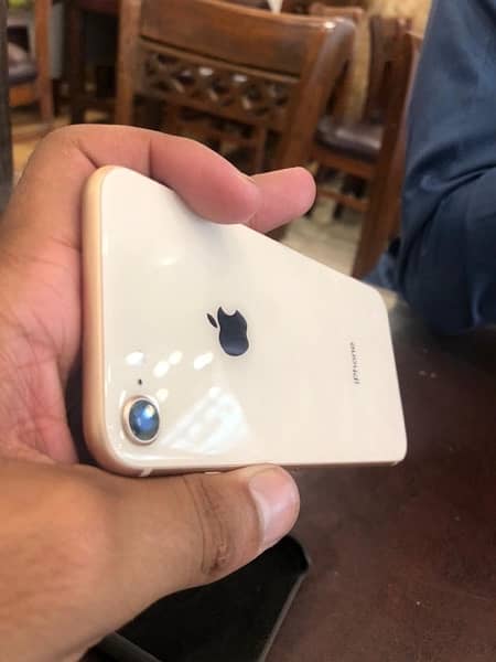 Iphone 8 64gb  non- pta, 10/10 , condition  , battery 77% 6