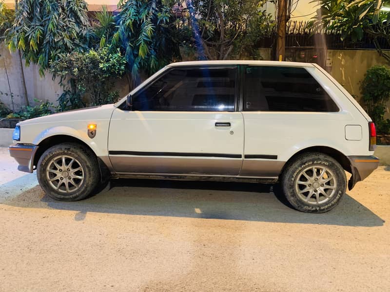 Daihatsu Charade 1986 2 door Japanese version 15