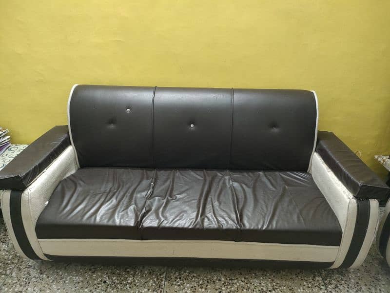 5 Seater Sofa 0