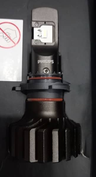 Phillips original LED Light - HB3/HB4 1