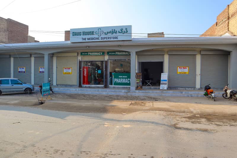 Shops Available For Rent At Faisalabad For Bank, Brand's, Mart, Restaurants , Fast Food, Pharmacy 1