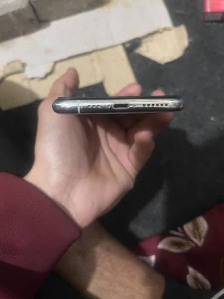 iphone 11 pro 256 gb Non PTA 4