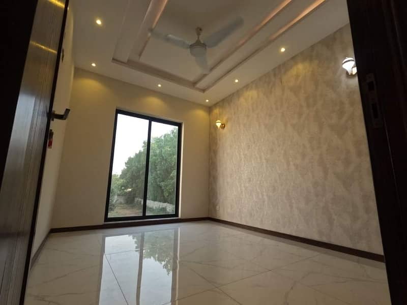 5 Marla Brand New House For Sale Dha Phase 5 Prime Location 3