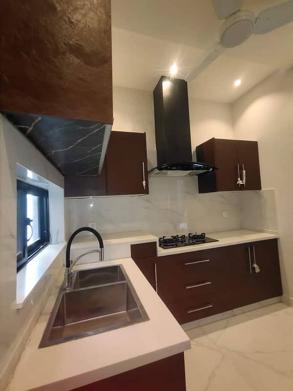 5 Marla Brand New House For Sale Dha Phase 5 Prime Location 16