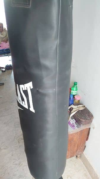 boxing bag with stand 4