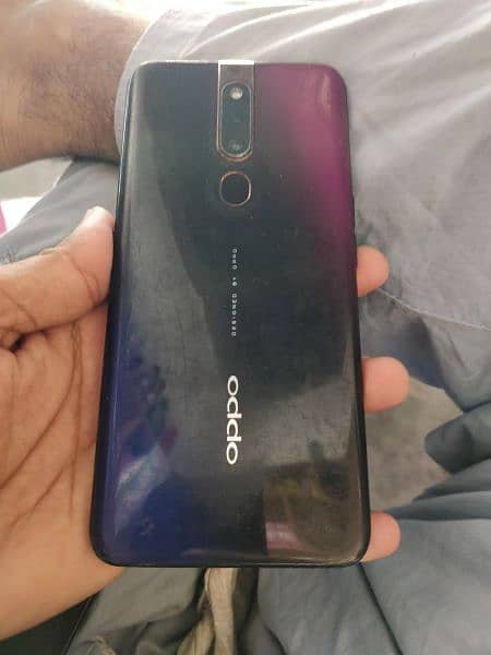 oppo f11 pro 6.128gb 1