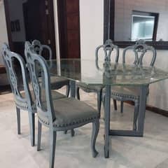 Beautiful dining set glass top and deco paint