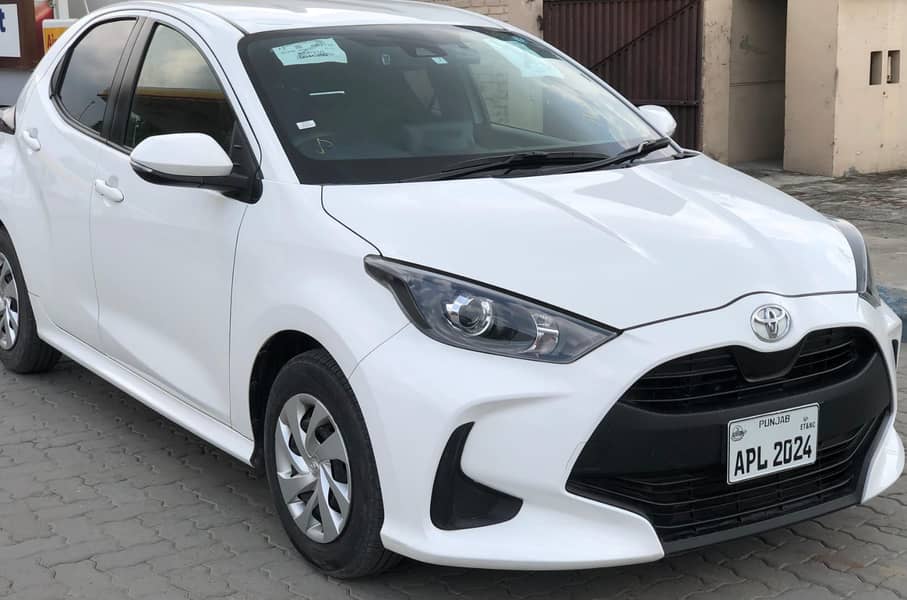 Toyota Yaris Hatchback 2021 4