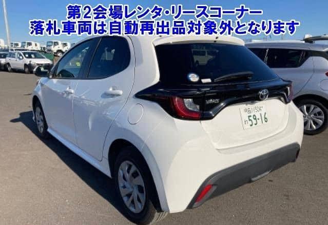 Toyota Yaris Hatchback 2021 8