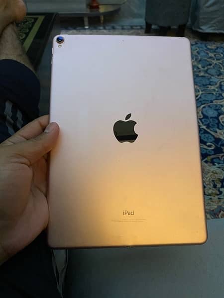 apple ipad pro 8th generation 1