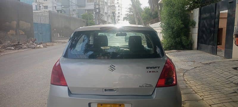 Suzuki Swift 1