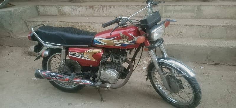 Honda CG 125 (2019) Karachi No. 1st Owner Complete File 5