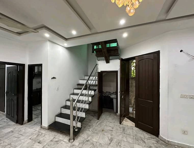 Property For rent In DHA Phase 5 - Block B Lahore Is Available Under Rs. 110000 10