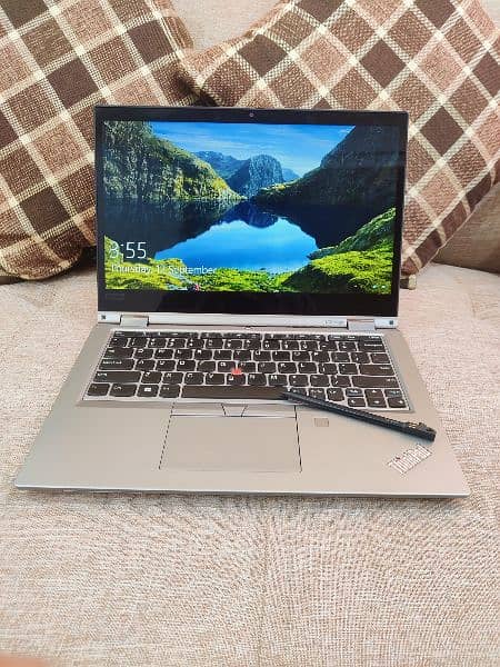 Lenovo Thinkpad Yoga L13 2in1 Convertible with Stylus Pen 5