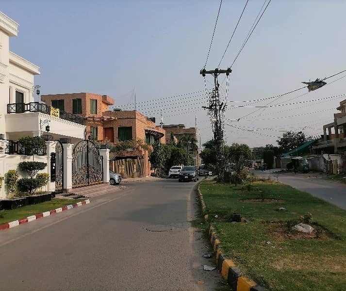 Get In Touch Now To Buy A House In Johar Town Phase 1 Lahore 3