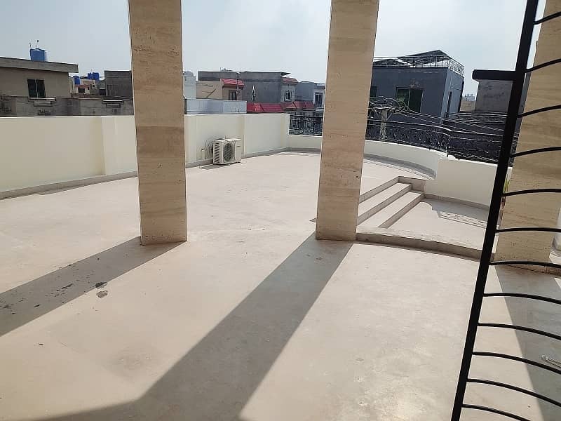 12 Marla House For Rent In Johar Town Phase 2 4