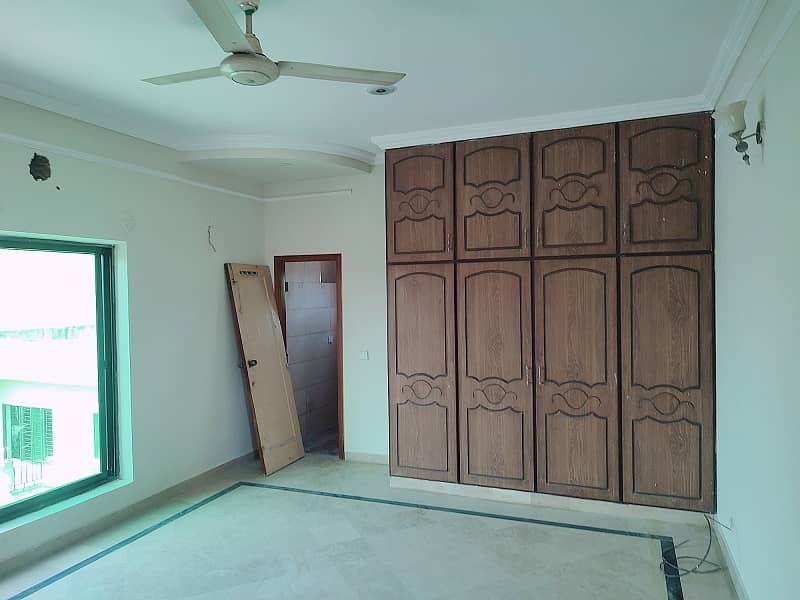 12 Marla House For Rent In Johar Town Phase 2 9