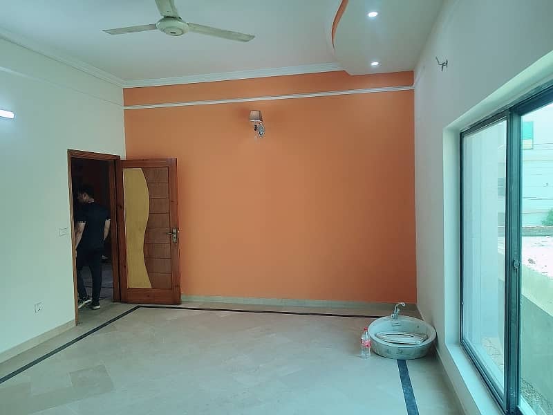 12 Marla House For Rent In Johar Town Phase 2 33