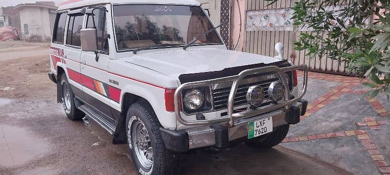 Mitsubishi Pajero 1986 9