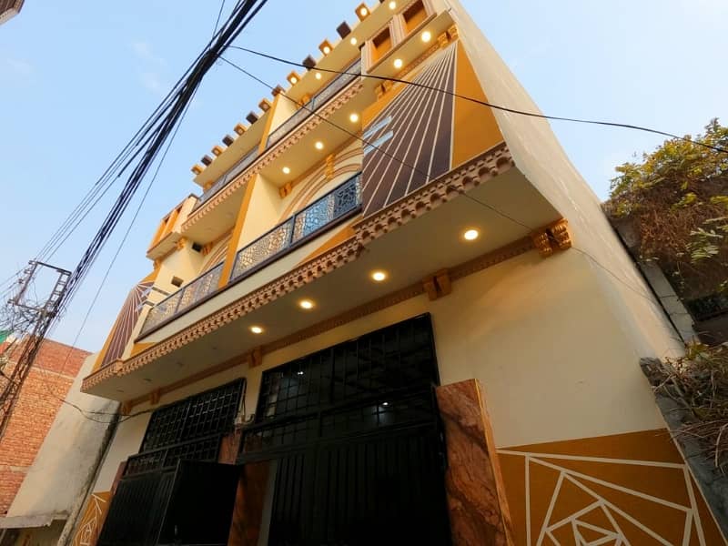 3 Marla House For Sale In The Perfect Location Of Samanabad 2