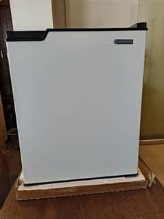 MINI FRIDGE EASTCOOL, IMPORTED FRIDGE