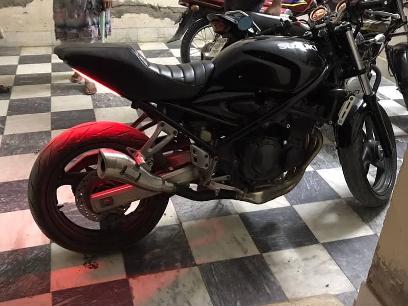 Suzuki Bandit 250cc 1999 4