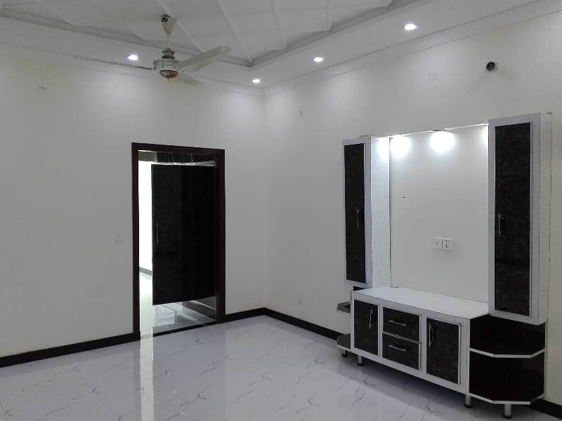 10 Marla House Ideally Situated In Punjab University Society Phase 2 1