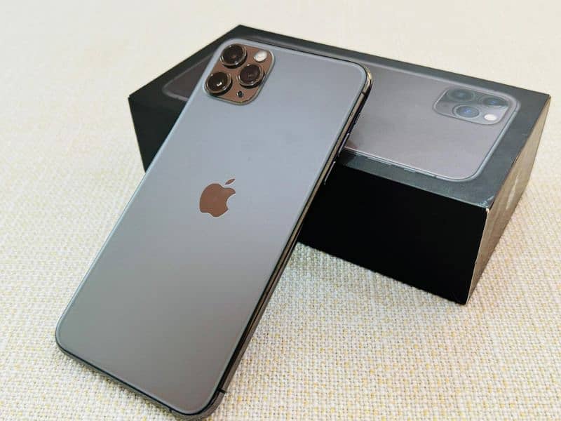 Iphone 11 PRO Max PTA Approved 7