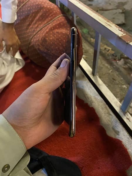 Iphone Xsmax 512 gb PTA Aproved 4