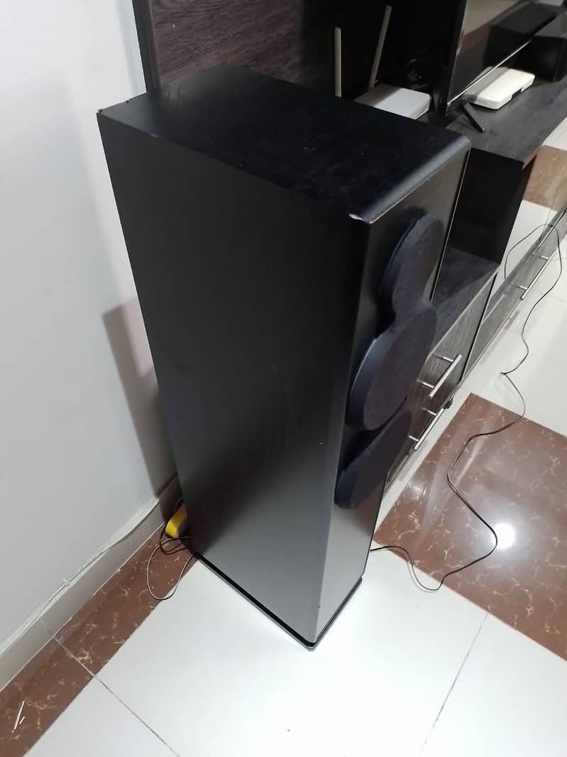 Yamah Tower Speakers 3