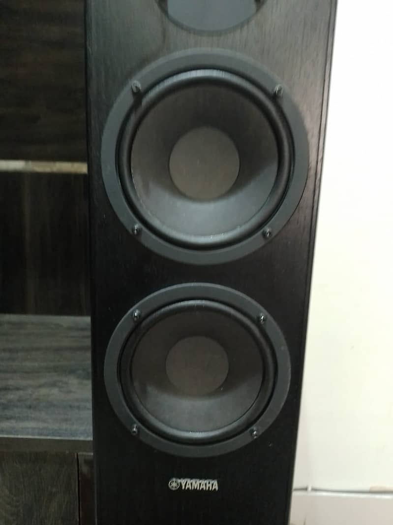 Yamah Tower Speakers 7