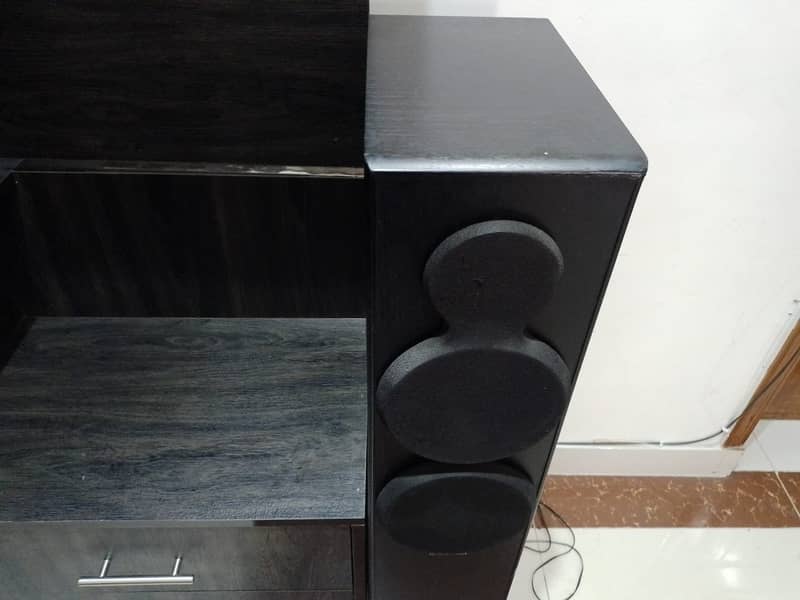 Yamah Tower Speakers 10