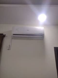 Haier AC one ton